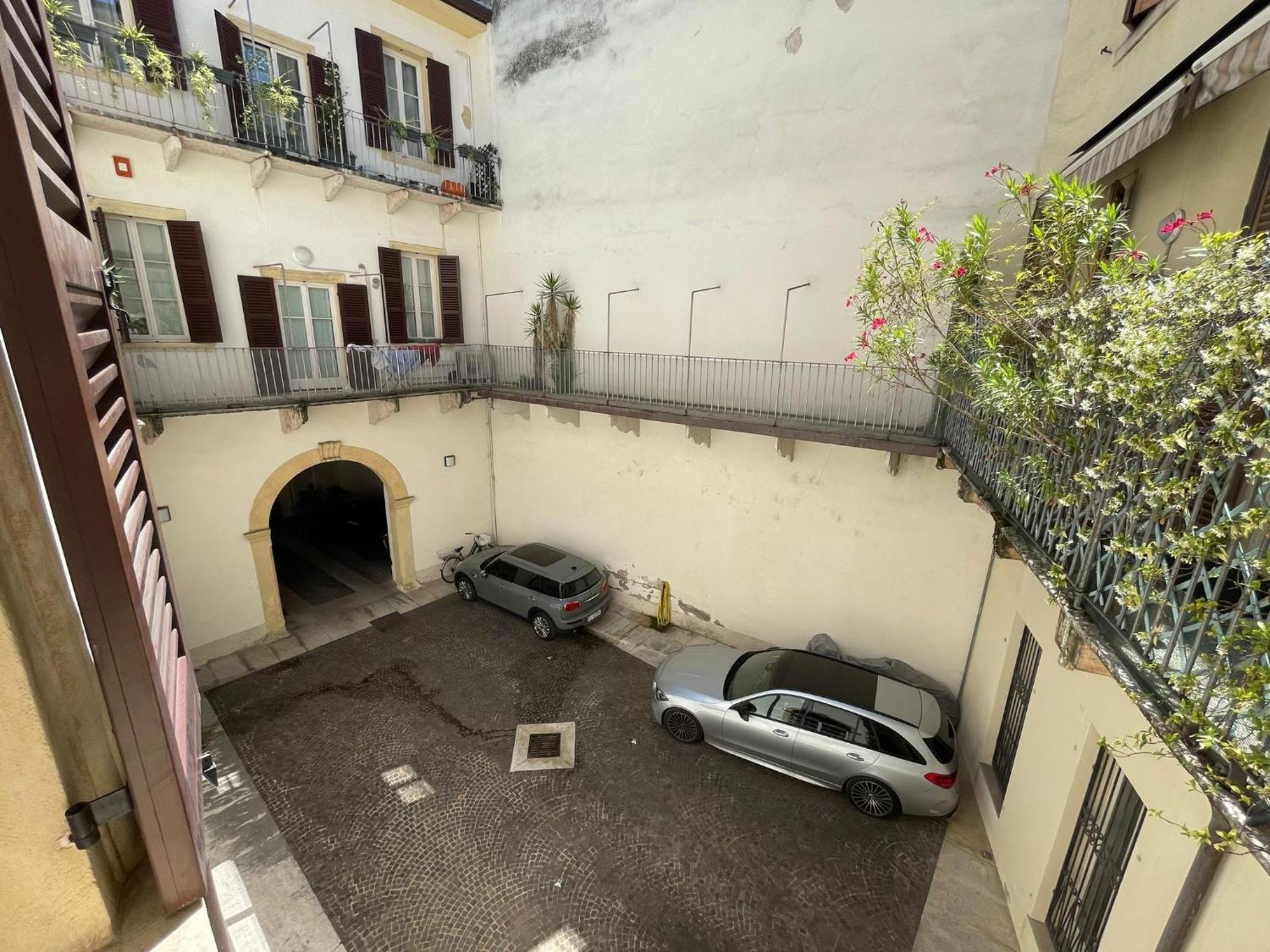 AD Verona flat Esterno foto
